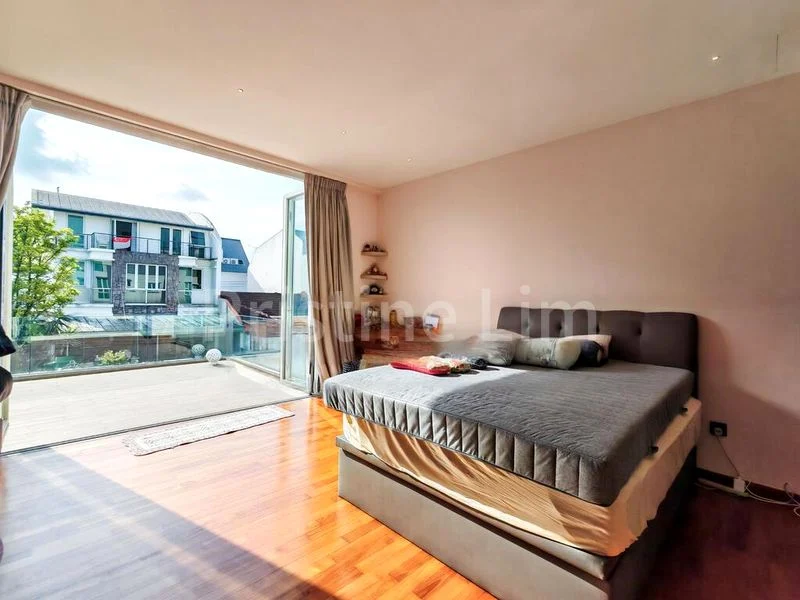 5 Bed Corner Terrace (Landed) for Sale in  Ang Mo Kio Avenue 3 - Image 9