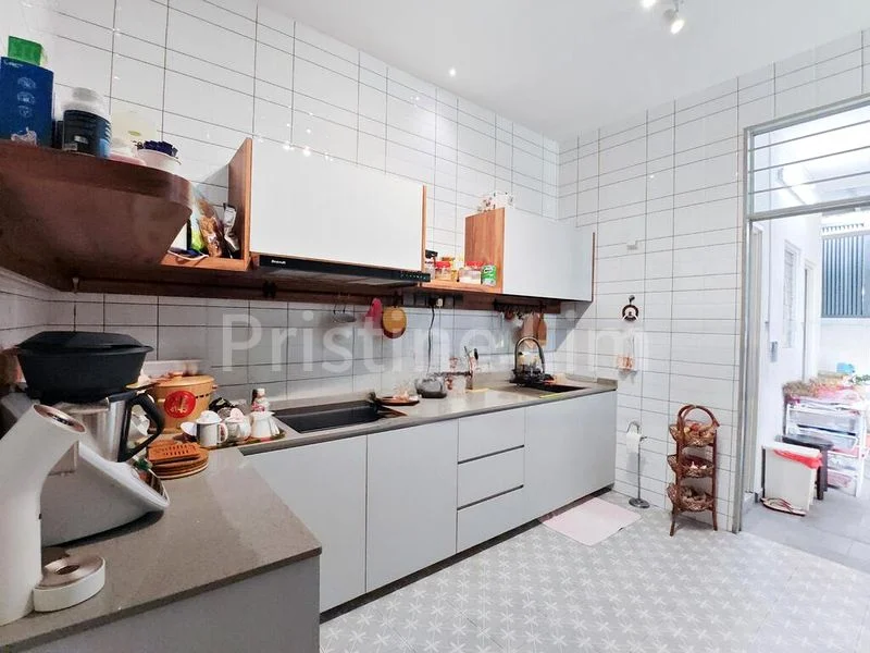 5 Bed Corner Terrace (Landed) for Sale in  Ang Mo Kio Avenue 3 - Image 11