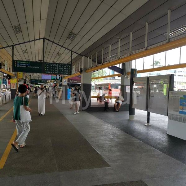 Food & Beverage for Rent: F&B @ Tampines Central | PE Licence | High Traffic | Fitted | Liquor Licence - Image 1