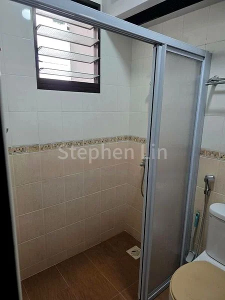 Common Room (HDB) for Rent in  207B Compassvale Lane - Image 4