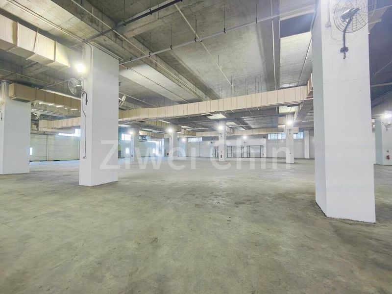 Factory / Workshop (B2) for Rent: Inexpensive Tuas South Warehouse - Image 2
