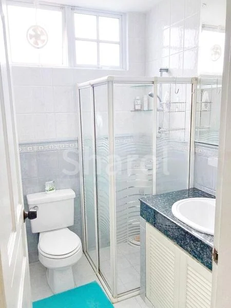 Room (Landed) for Rent in  Kembangan Estate - Image 3