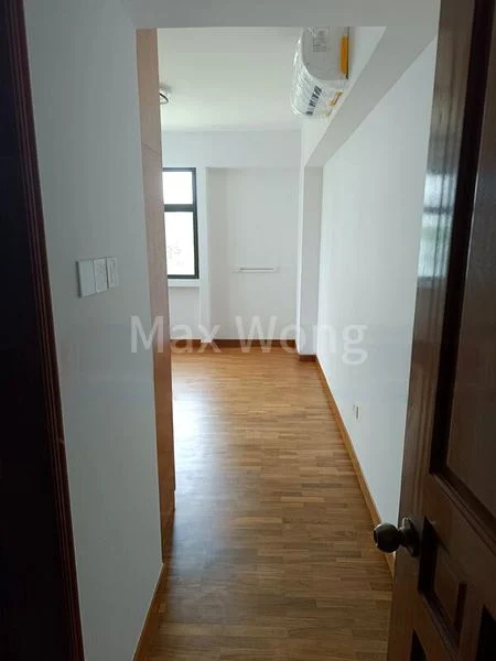 Room (Condo) for Rent in  Eastvale - Image 2