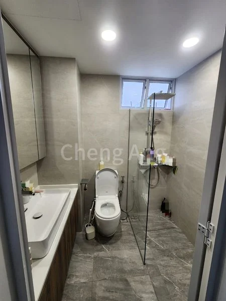 3 Bed Apartment (Condo) for Rent in  Ritz Mansion - Image 6