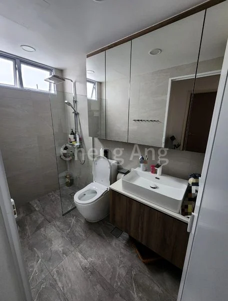 3 Bed Apartment (Condo) for Rent in  Ritz Mansion - Image 5