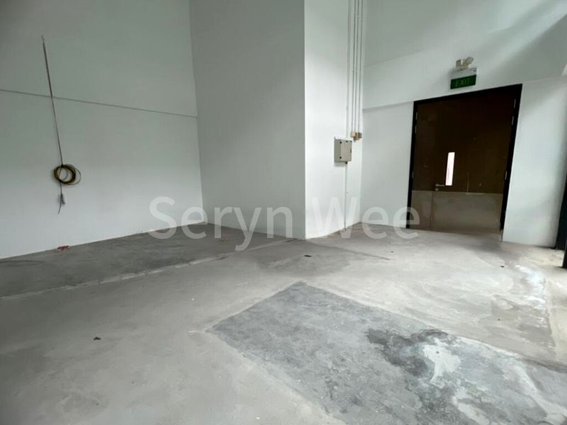 M38 Light Industrial (B1) for Sale: 2,800 Sq Ft Unit, on a 0.25-Acre Site, on Mill Street. - Image 5