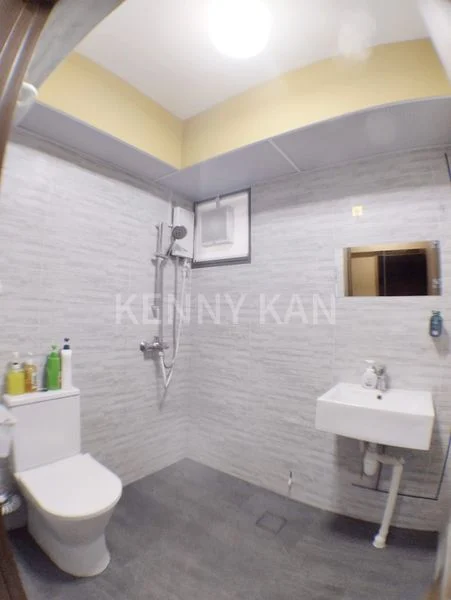 Common Room (HDB) for Rent in  663C Tampines Street 64 - Image 4