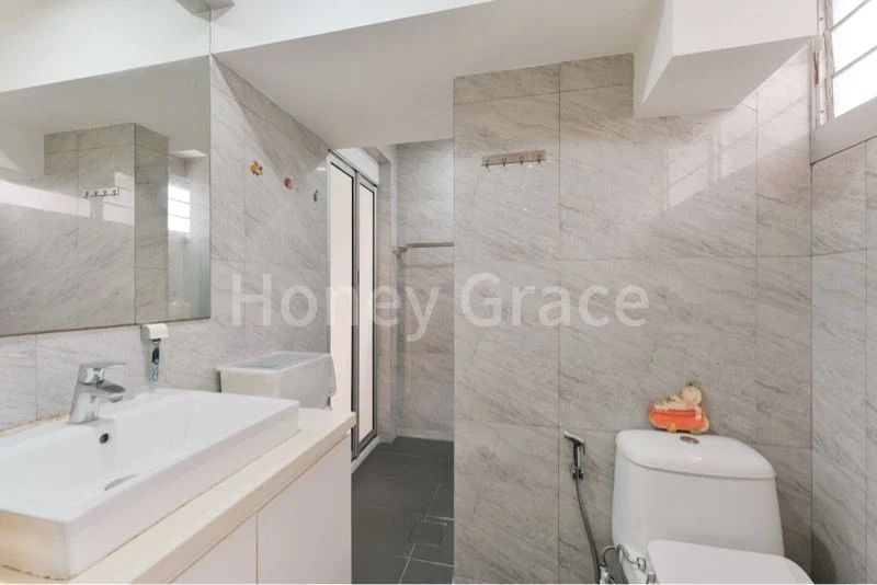 3 Room (3S) HDB for Sale in 110 Yishun Ring Road - Image 12