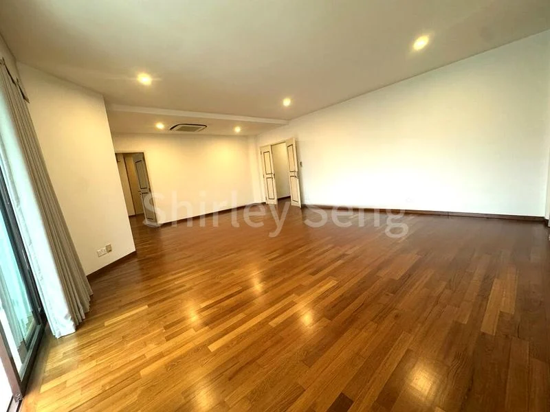 8 Bed Bungalow (Landed) for Rent in  Watten Estate - Image 13