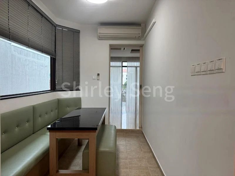 8 Bed Bungalow (Landed) for Rent in  Watten Estate - Image 14