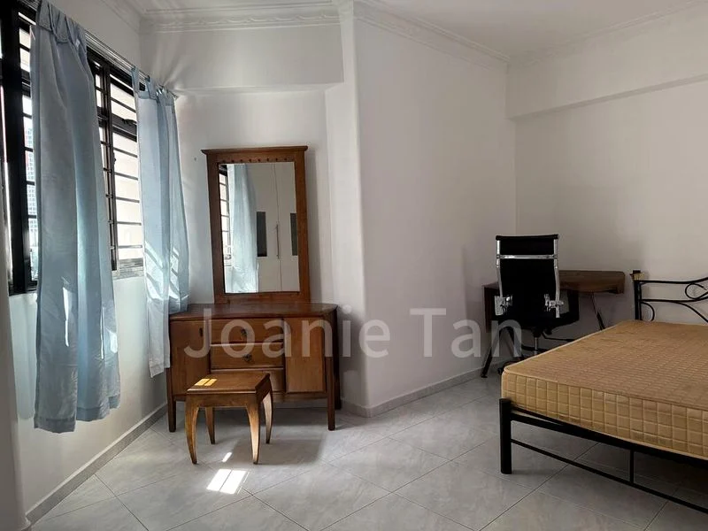 5 Room (5A) HDB for Rent in  13 Cantonment Close - Image 3