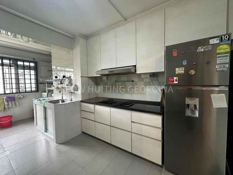 4 Room (4A) HDB for Rent in 236 Bishan Street 22 - Image 3