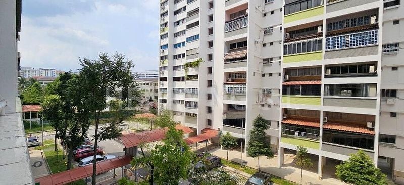 Maisonette HDB for Sale in  611 Yishun Street 61 - Image 10