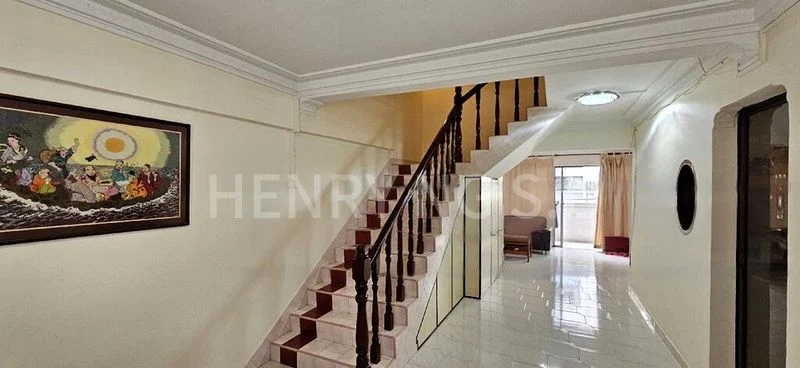 Maisonette HDB for Sale in  611 Yishun Street 61 - Image 5