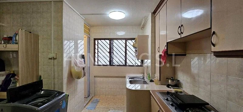 Maisonette HDB for Sale in  611 Yishun Street 61 - Image 13