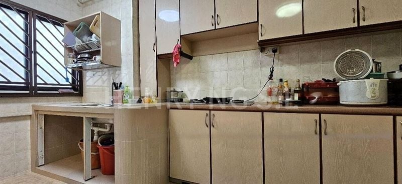 Maisonette HDB for Sale in  611 Yishun Street 61 - Image 12