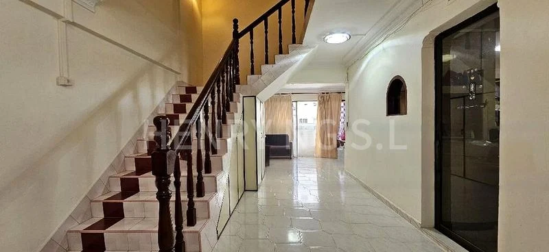 Maisonette HDB for Sale in  611 Yishun Street 61 - Image 1