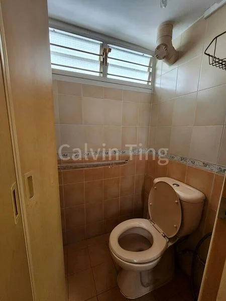 3 Room (3I) HDB for Sale in  2 Holland Avenue - Image 4