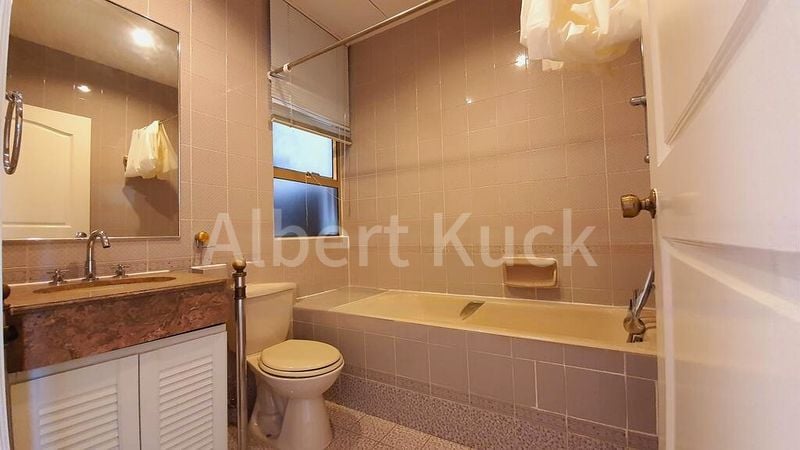 4 Bed Condo for Rent in  Leonie Condotel - Image 14