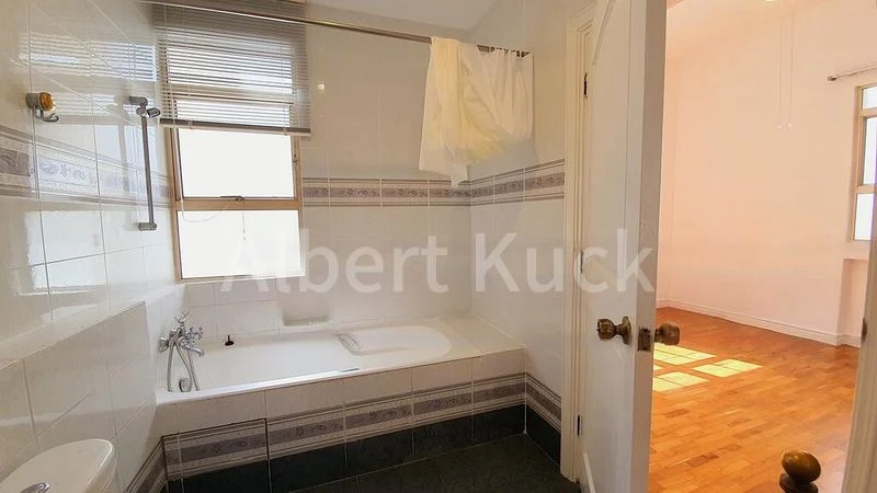 4 Bed Condo for Rent in  Leonie Condotel - Image 12