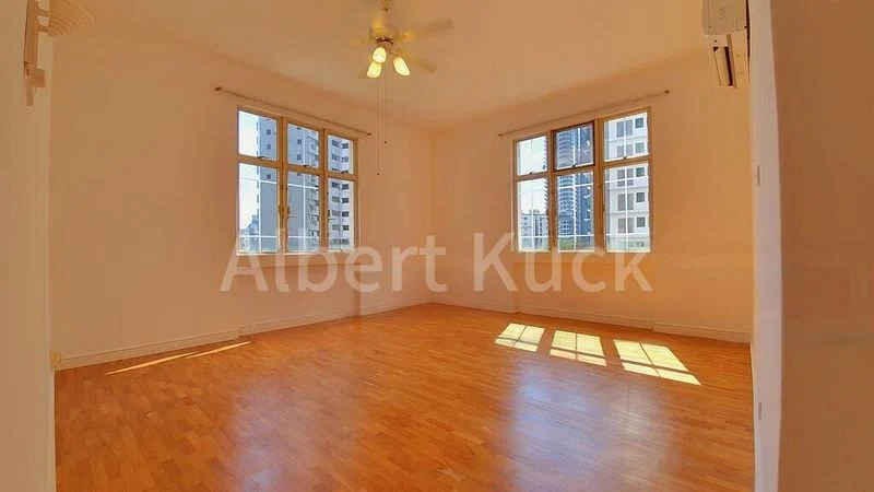 4 Bed Condo for Rent in  Leonie Condotel - Image 5