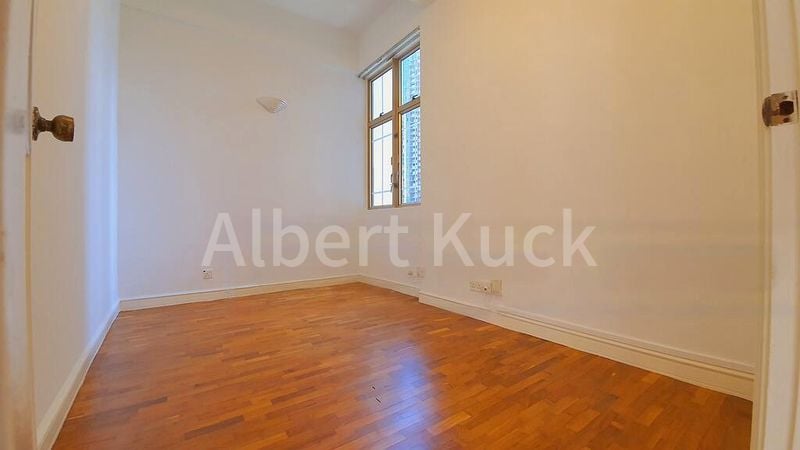 4 Bed Condo for Rent in  Leonie Condotel - Image 9