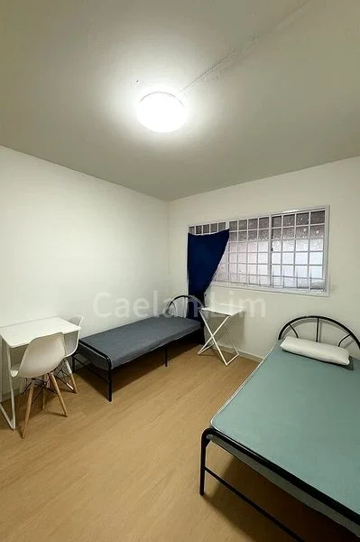 3 Room (3STD) HDB for Rent in  414 Bukit Batok West Avenue 4 - Image 2