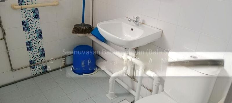 Room (HDB) for Rent in  105 Potong Pasir Avenue 1 - Image 1