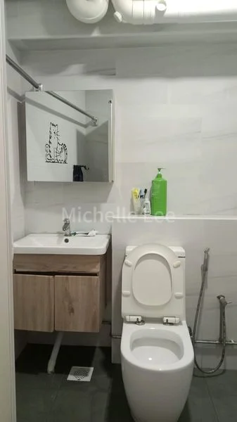 Common Room (HDB) for Rent in 84 Lorong 2 Toa Payoh - Image 3