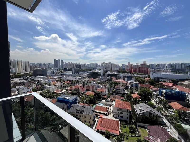 2 Bed Condo for Rent in  Stirling Residences - Image 1