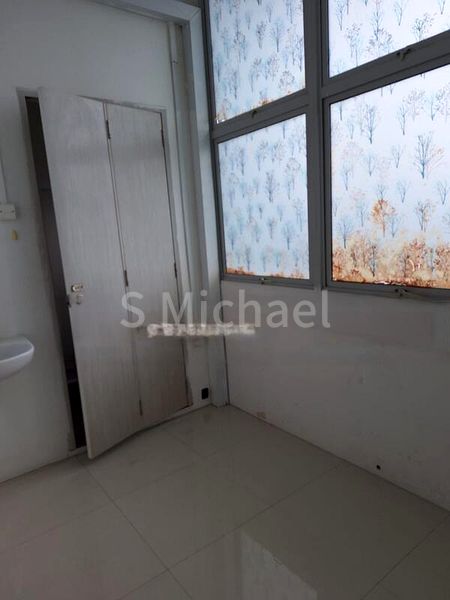 Office for Rent: Pioneer Junction - Image 5