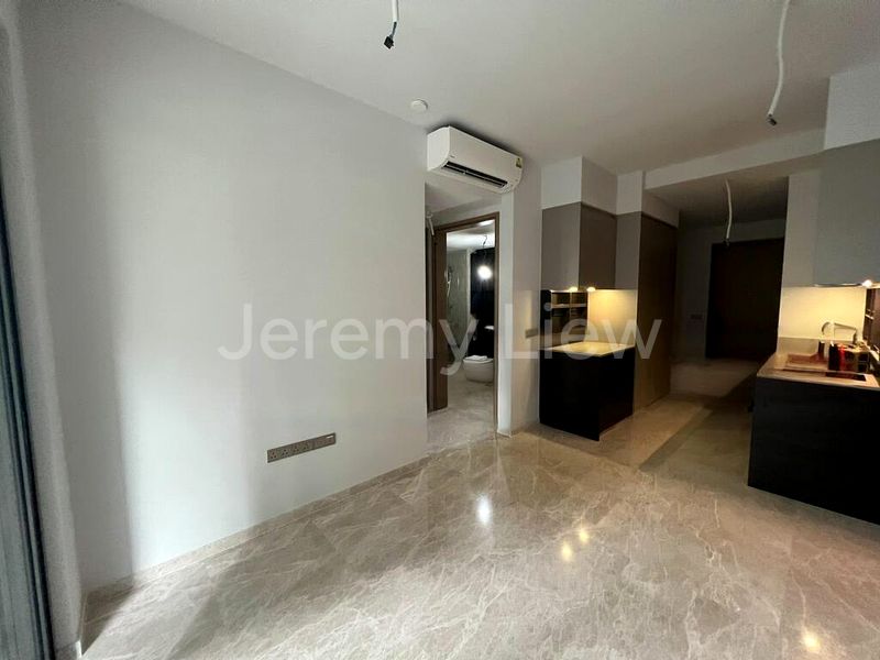 2 Bed Condo for Rent in  Haus on Handy - Image 7