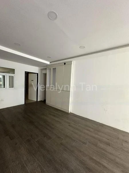 Light Industrial (B1) for Rent: 2,500 Sqft Warehouse/Workshop on Tagore Lane - Image 9