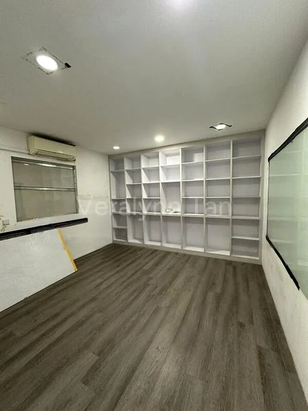 Light Industrial (B1) for Rent: 2,500 Sqft Warehouse/Workshop on Tagore Lane - Image 7