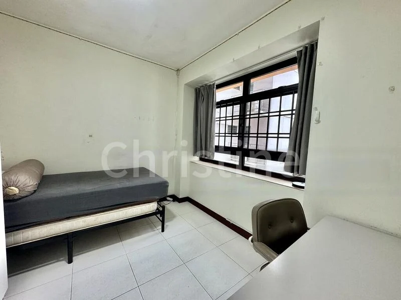 3 Room (3NG) HDB for Rent in  28B Dover Crescent - Image 4