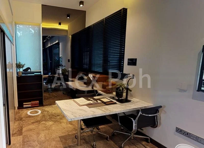 2 Bed Condo for Sale in Midtown Bay - Image 3