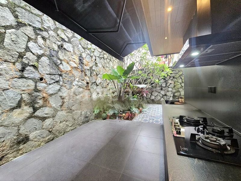 7 Bed Semi-Detached House (Landed) for Sale in Upper Bukit Timah Road - Image 14