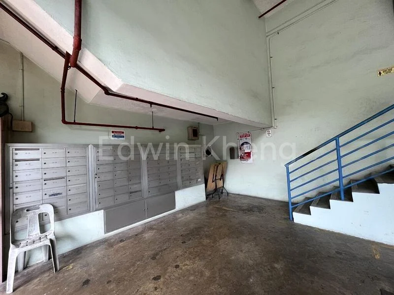 Light Industrial (B1) for Rent: Excalibur Centre - Image 4