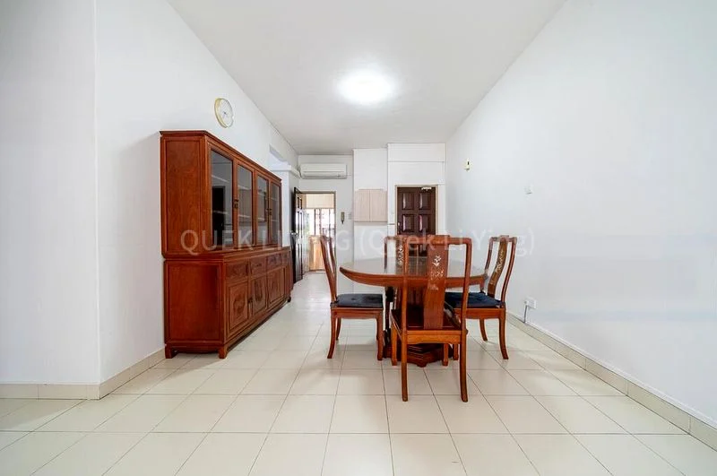 2 Bed Condo for Rent in  Far Horizon Garden - Image 13