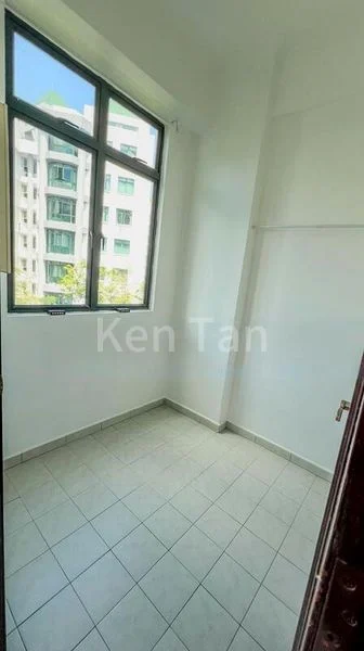 3 Bed Condo for Sale in  Selanting Green - Image 15