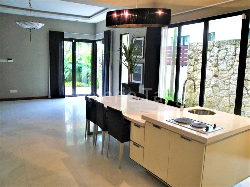 4+1 Bed Semi-Detached House (Landed) for Rent in  Bukit Villas - Image 1