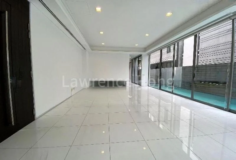 5 Bed Bungalow (Landed) for Rent in  Tan Kim Cheng Road - Image 1