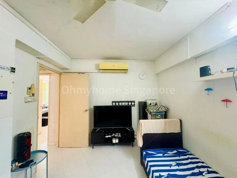 4 Room (4A) HDB for Sale in  223 Choa Chu Kang Central - Image 4