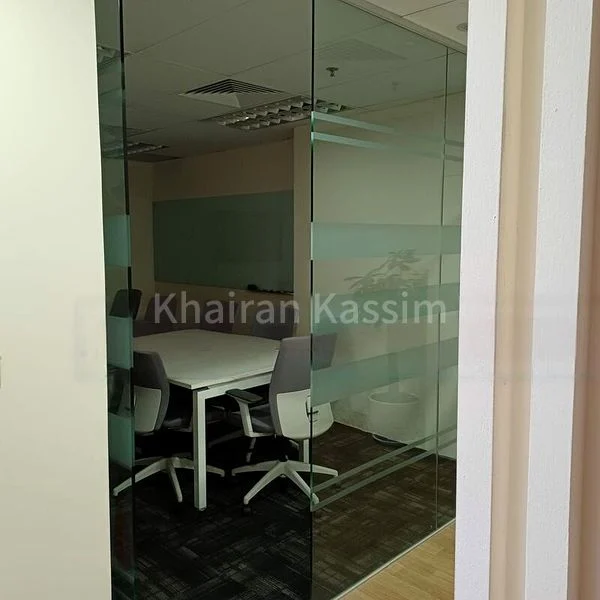 Office for Sale: International Plaza - Image 2