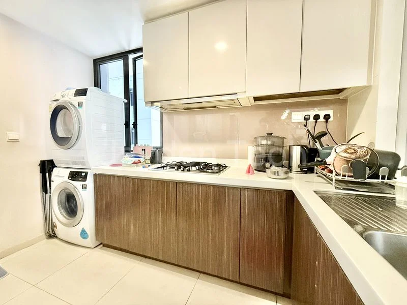 3 Bed Executive Condo for Sale in  Twin Waterfalls - Image 3