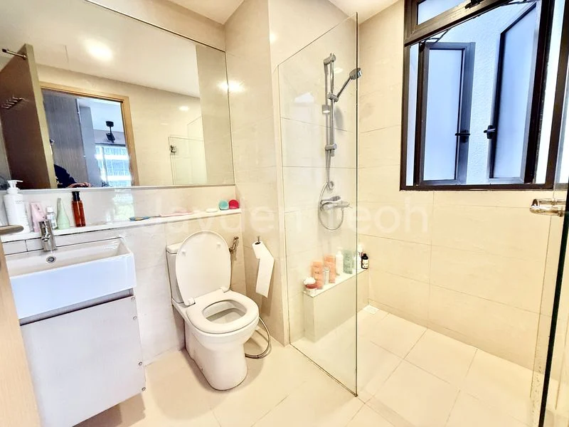 3 Bed Executive Condo for Sale in  Twin Waterfalls - Image 5