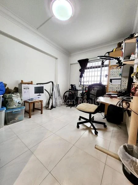 4 Room (4A) HDB for Rent in 231 Compassvale Walk - Image 4