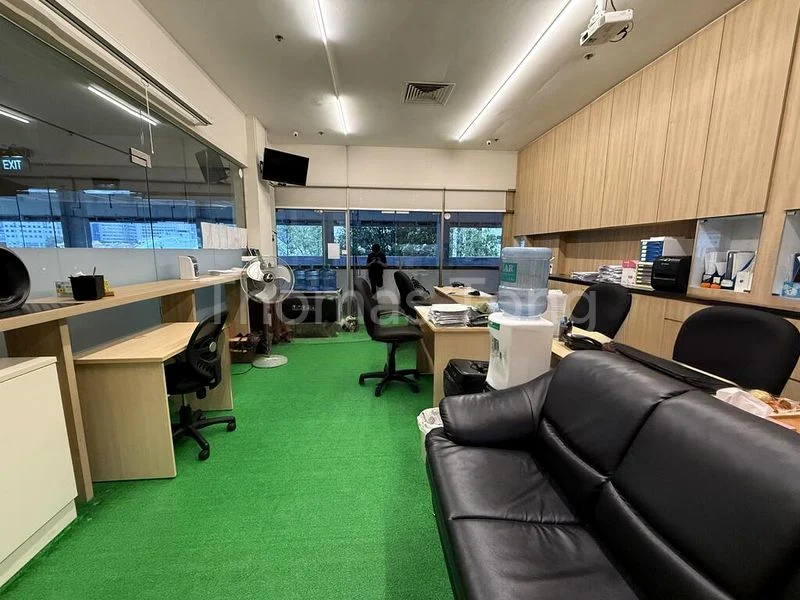 Office for Sale: High Street Centre - Image 2