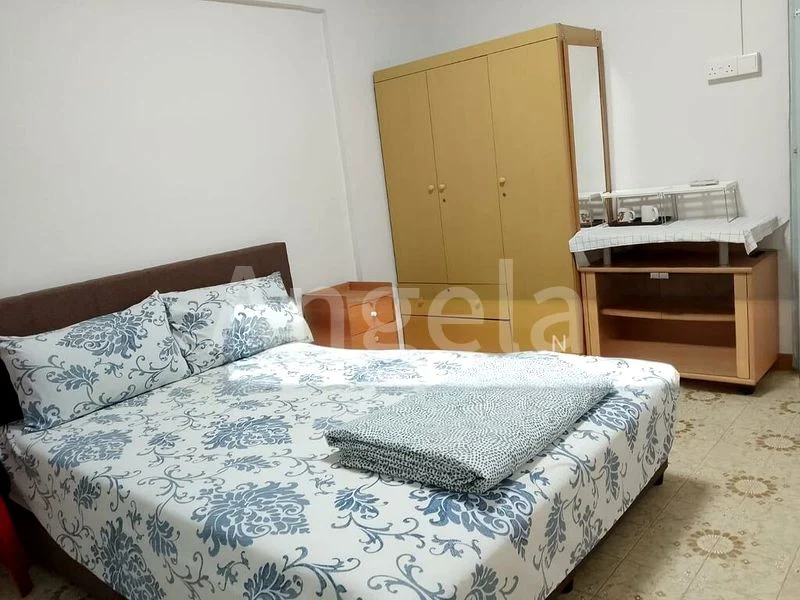 Master Room (HDB) for Rent in 377 Clementi Avenue 5 - Image 2