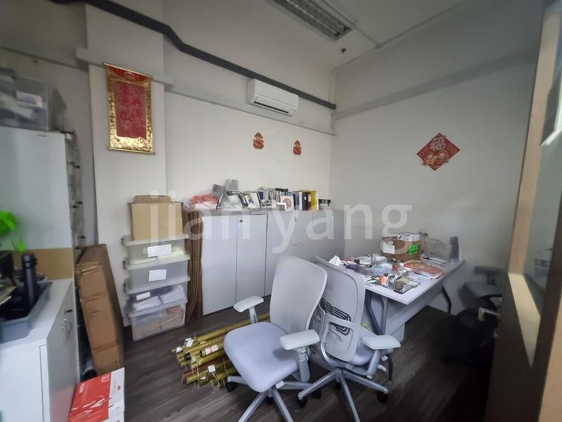 Light Industrial (B1) for Rent: B-Central - Image 1